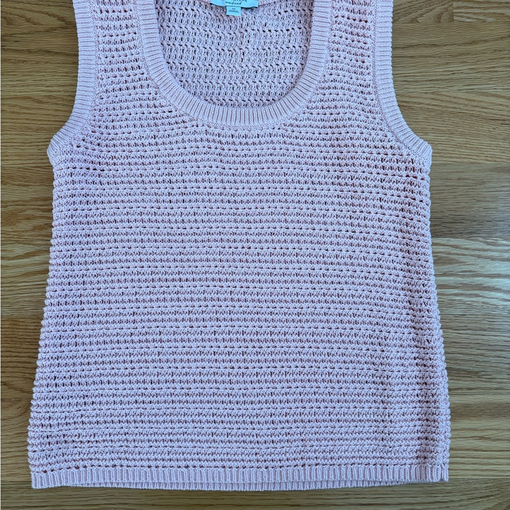 Ann Taylor Pink Knit Sweater